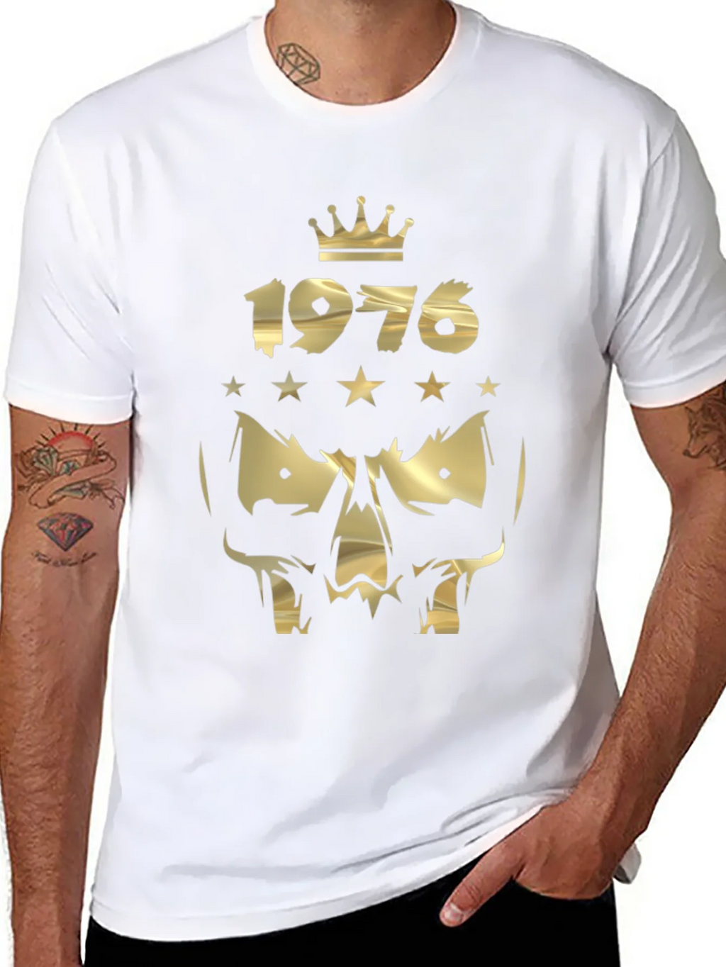 Gold 1976 Crown Skull Graphic Black T-Shirt product image 7