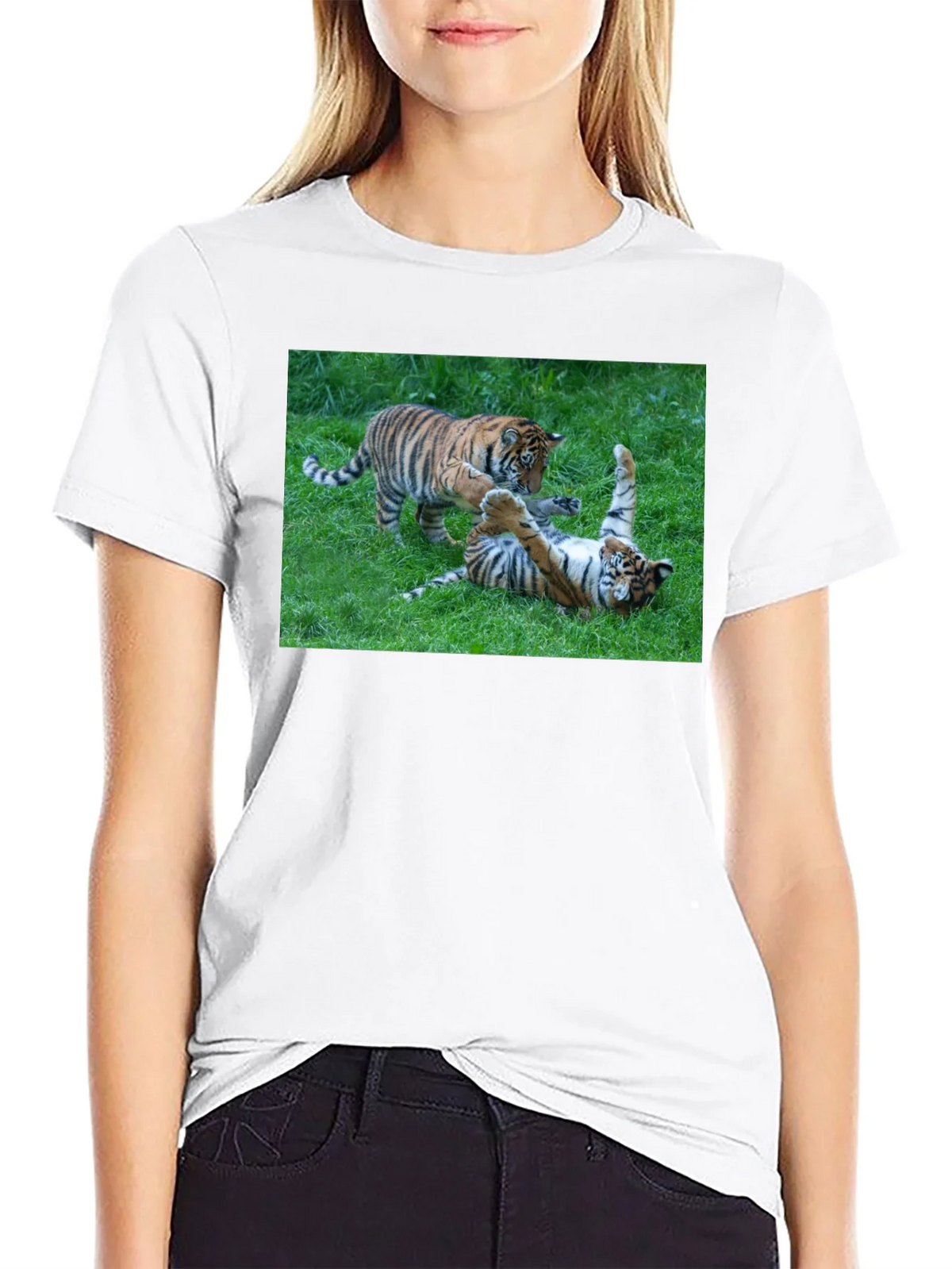 Tiger Cubs Playful Graphic Tee product image 8