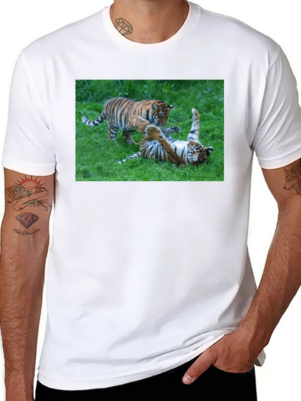Tiger Cubs Playful Graphic Tee product image 7