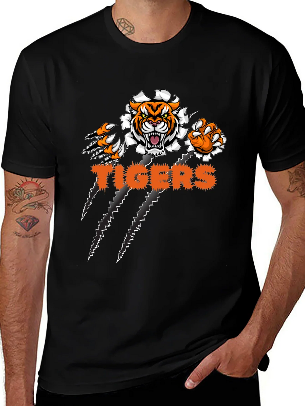 Tigers Graphic Print Black T-Shirt product image 1
